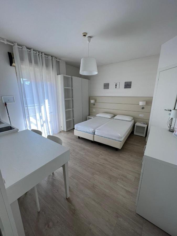 ריצ'יונה Hotel Ardea מראה חיצוני תמונה