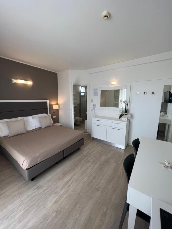 ריצ'יונה Hotel Ardea מראה חיצוני תמונה