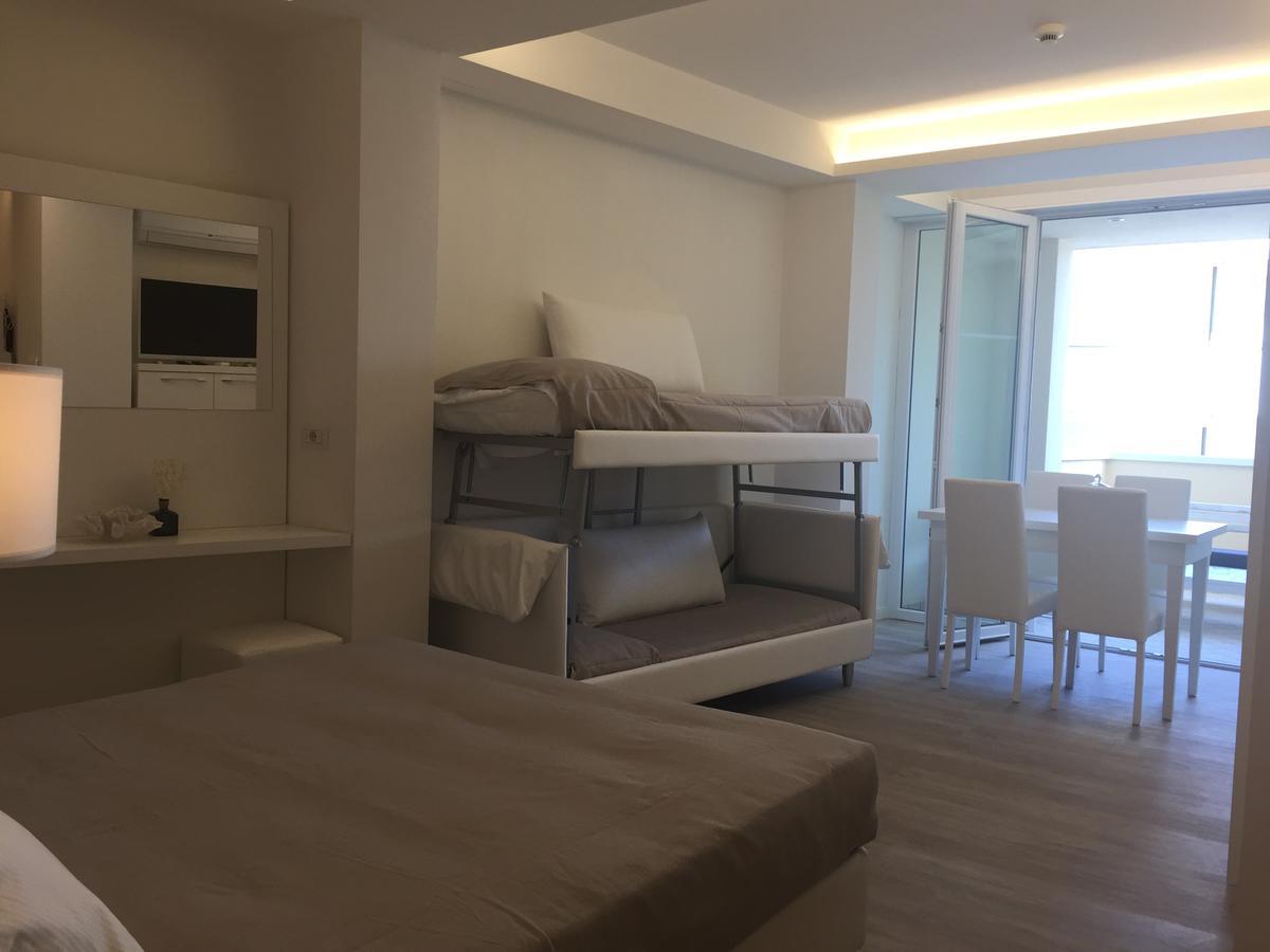 ריצ'יונה Hotel Ardea מראה חיצוני תמונה